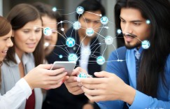 硬核拆解：数据驱动下的站长资讯技术演进